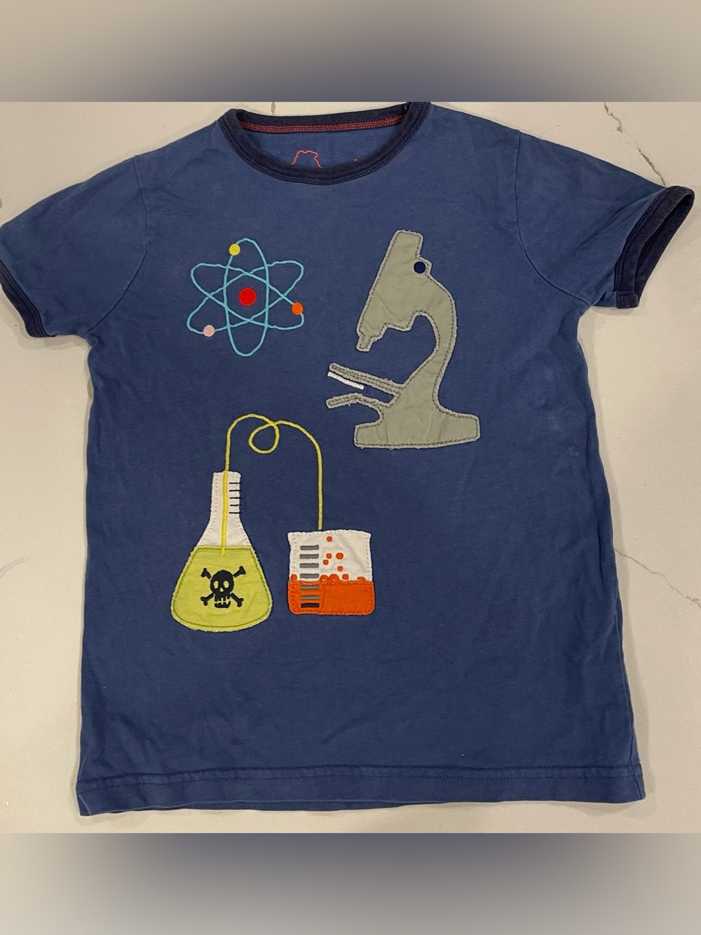 Vintage Mini Boden “doing things” science appliqué t-shirt 5/6